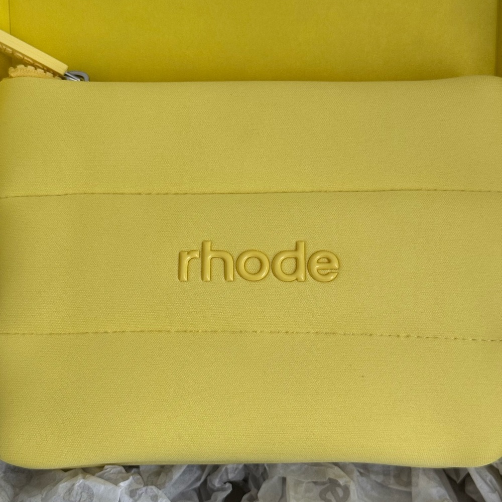 RHODE Bubble Bag LIMITED EDITION SHADE - SOLD OUT ONLINE - Picture 4 of 10
